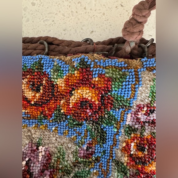 RARE 1890s Glass Beaded Cinch Bag w/Floral Pattern - Picture 10 of 16